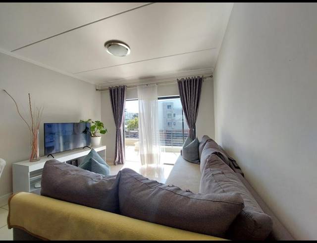 2 BEDROOM APARTMENT FOR SALE IN FOURWAYS